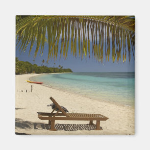 Beach, palm trees & lounger magnet