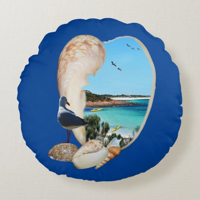 Beach Scene In A Beach Shell Wall, Round Cushion (Front)