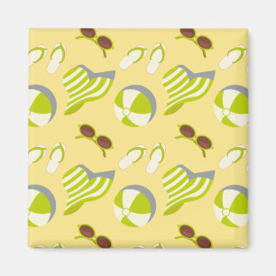 Beach vacay pattern with sunglasses and sun hat magnet
