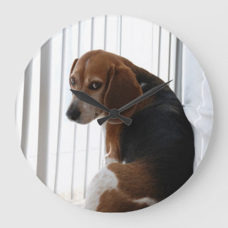 beagle attitude large clock
