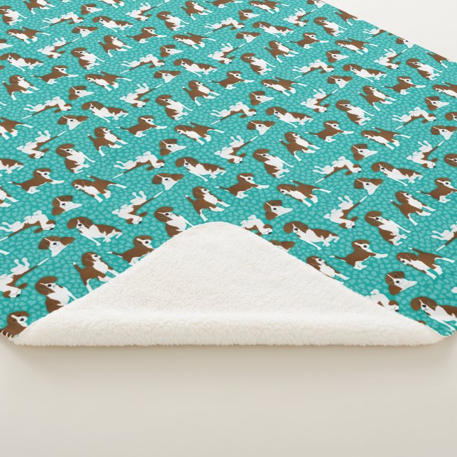 Beagle dog breed - turquoise sherpa blanket (3/4)