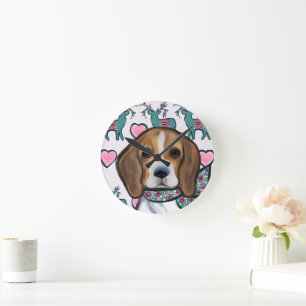 Beagle round clock
