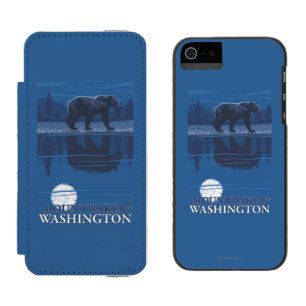 Bear in Moonlight - Mount Baker, Washington Incipio Watson™ iPhone 5 Wallet Case
