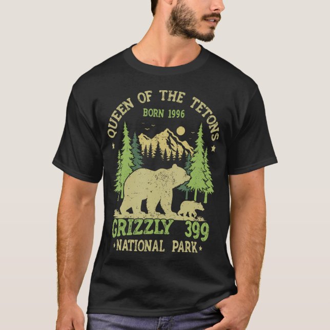 Bear Lovers Queen Of The Tetons Grizzly 399 Nation T-Shirt (Front)