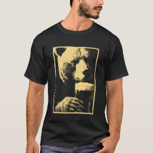 Bear with Beer Animal Drinking Humour for St Patri T-Shirt