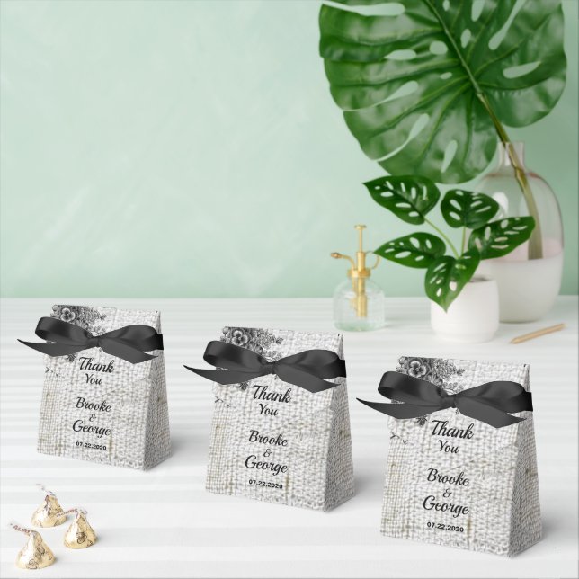 Beautiful Black/Grey Flowers Wedding Favour Box (Multiple)