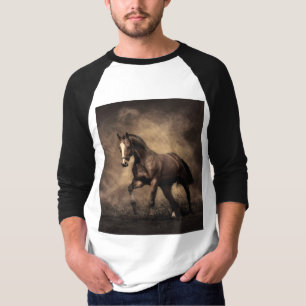 Beautiful brown horse throw pillow T-Shirt