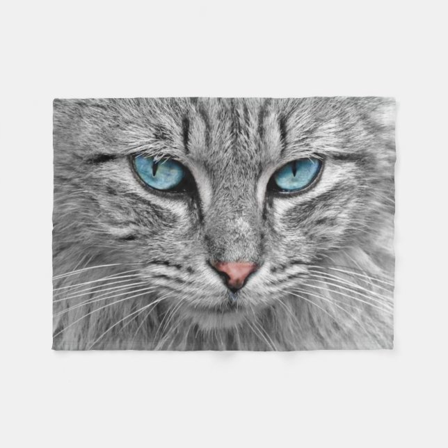 Beautiful Cat Close-up Fleece Blanket (Front (Horizontal))