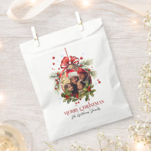 Beautiful Christmas Bauble Frame Family Holidays Favour Bags