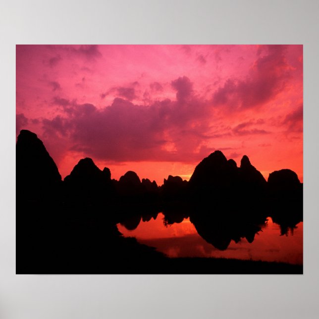 Beautiful colour at sunset of limestone mountains poster (Front)