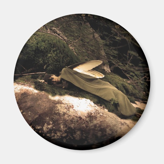 Beautiful Dreaming Woods Fairy Round Magnet (Front)