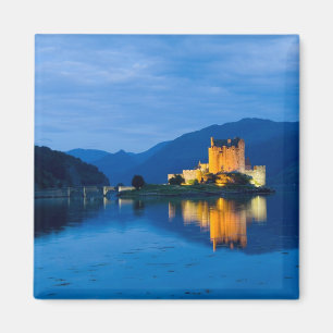 Beautiful Eileen Donan Castle in Western Dornie Magnet