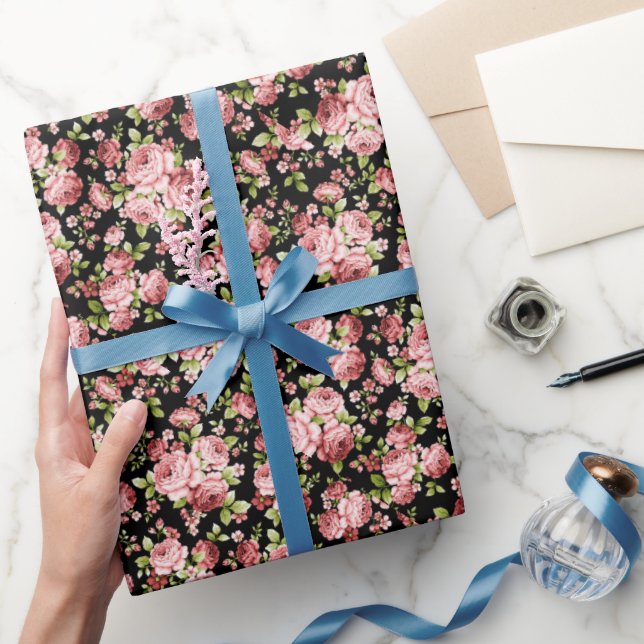 Beautiful Floral Pattern Roses with Green Foliage Wrapping Paper (Gifting)