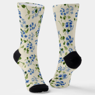 Beautiful floral seamless pattern socks