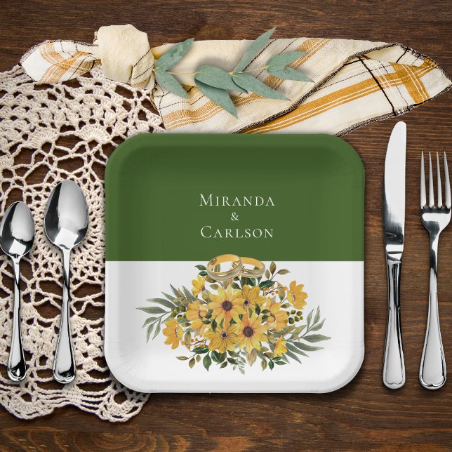 Beautiful Floral w/ Rings Wedding  Paper Plate (Creator Uploaded)