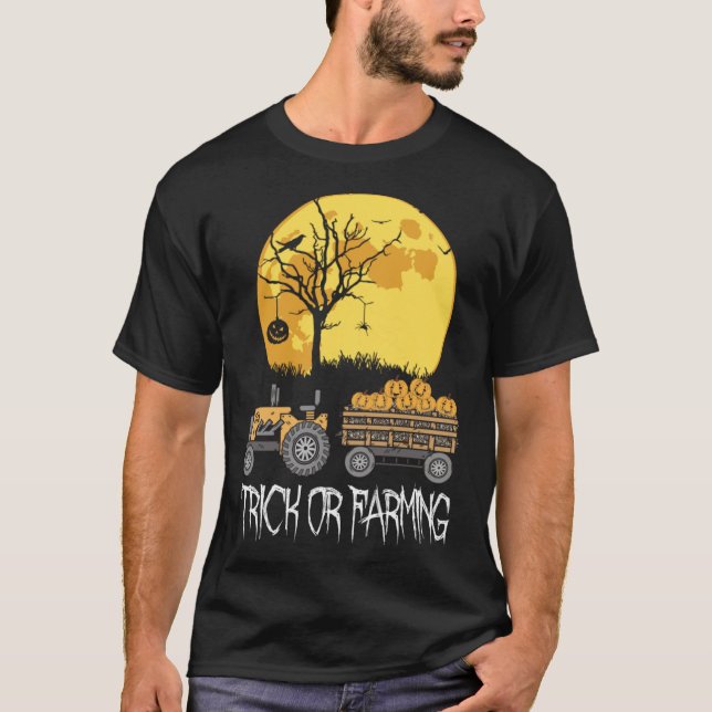 Beautiful Halloween pumpkin Tractor Farming Farmer T-Shirt (Front)