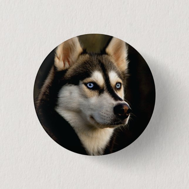 Beautiful Husky Throw Pillow 3 Cm Round Badge (Front)
