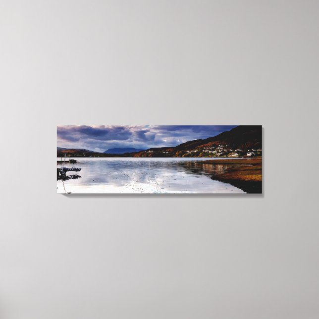Beautiful Isle of skye Scotland canvas print (Front)