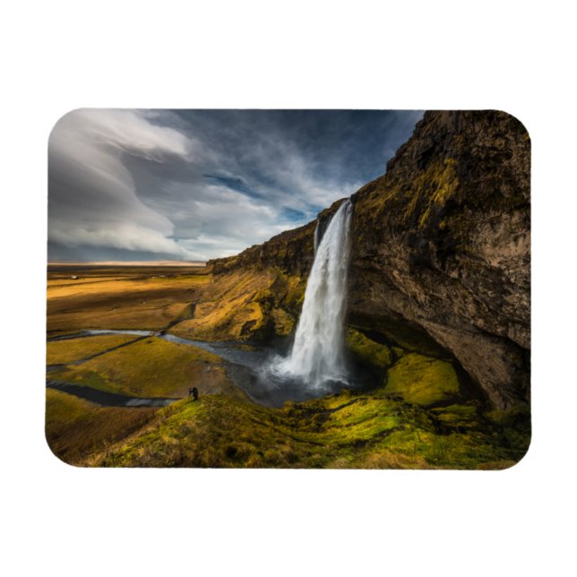 Beautiful Landscape View of Seljalandsfoss Magnet (Horizontal)