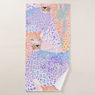 Beautiful Leopard Seamless Pattern illustration Ar Bath Towel
