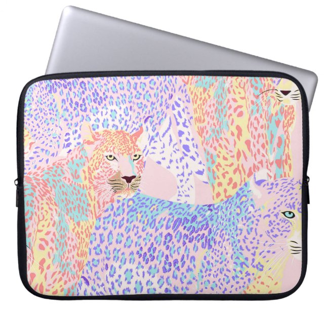 Beautiful Leopard Seamless Pattern illustration Ar Laptop Sleeve (Front)