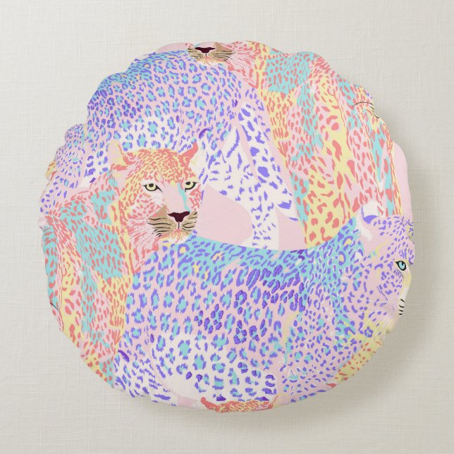 Beautiful Leopard Seamless Pattern illustration Ar Round Cushion (Front)