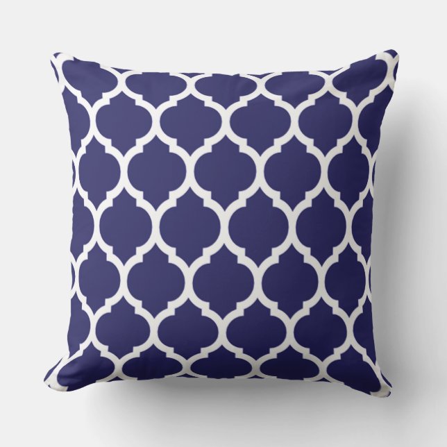 Beautiful Modern Blue Moroccan Quatrefoil Pattern Outdoor Cushion (Front)