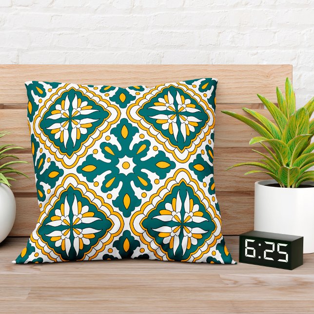 💛💚 Beautiful Moroccan tiles Cushion (Creator Uploaded)
