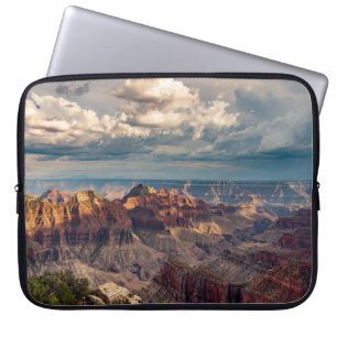 BEAUTIFUL MOUTAIN LANDSCAPE LAPTOP SLEEVE