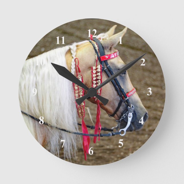 Beautiful Palomino Horse Photo Round Clock (Front)