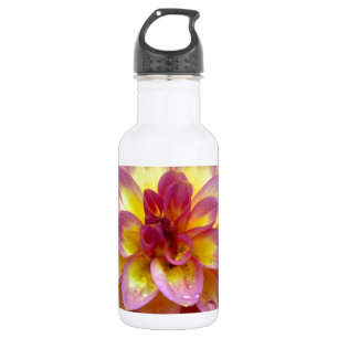 Beautiful pink dahlia flower with raindrops 532 ml water bottle