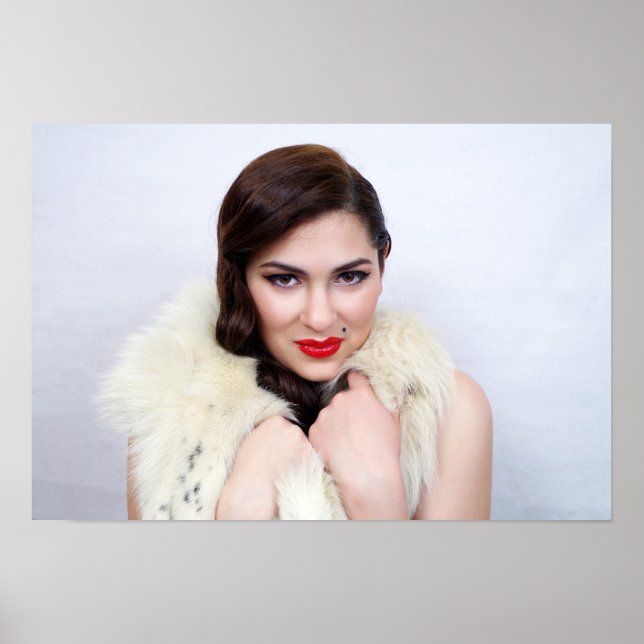 Beautiful retro woman poster (Front)