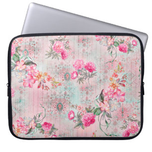 Beautiful roses on vintage paper texture illustrat laptop sleeve