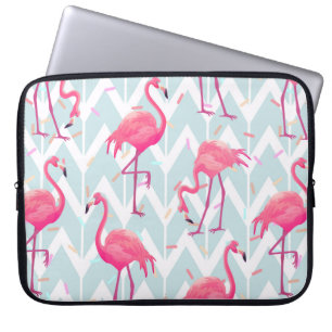 Beautiful seamless tropical pattern with pink flam laptop sleeve