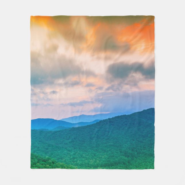 Beautiful sky,red clouds fleece blanket (Front)
