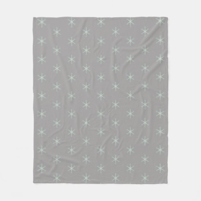 Beautiful Snowflake Pattern Fleece Blanket (Front)