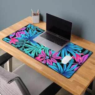 Beautiful tropical Floral Design - Desk Mat