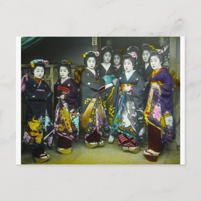 Beautiful Vintage Geisha Japan Magic Lantern Slide Postcard (Front)