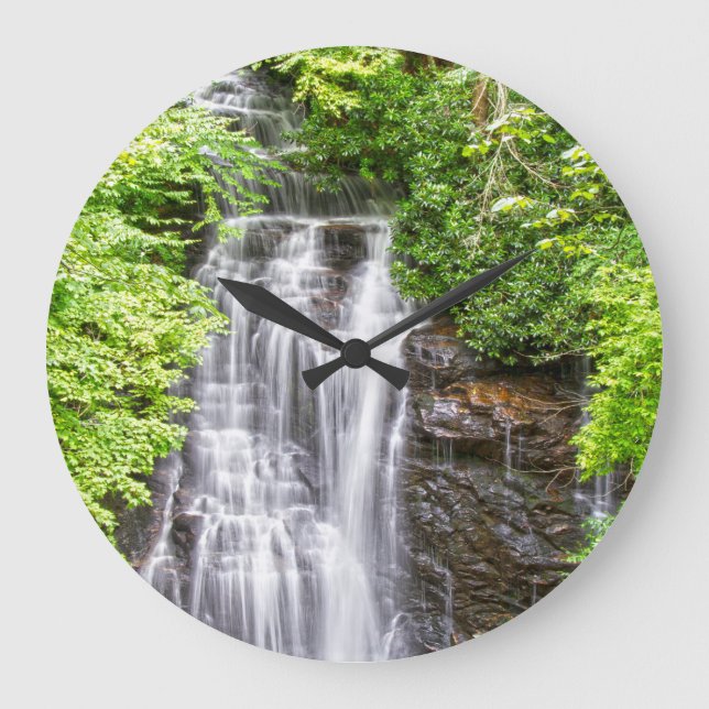 Beautiful waterfall clock (Front)