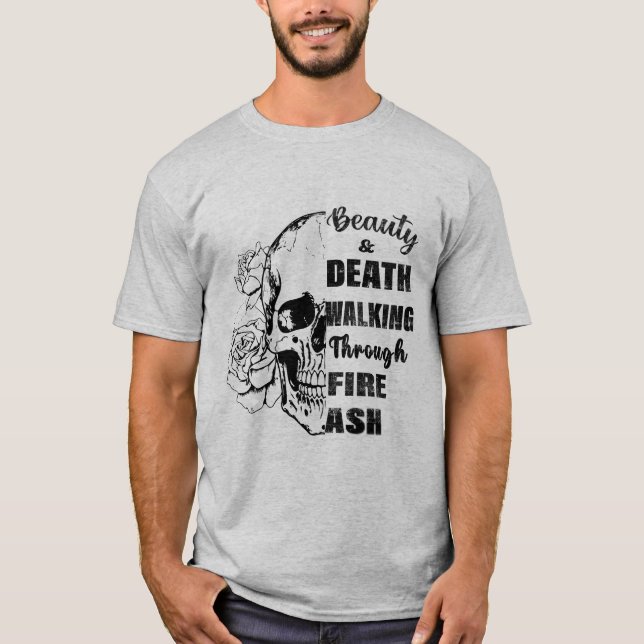 👉 "Beauty & Death - Skull Rose Grunge T-Shirt" T-Shirt (Front)