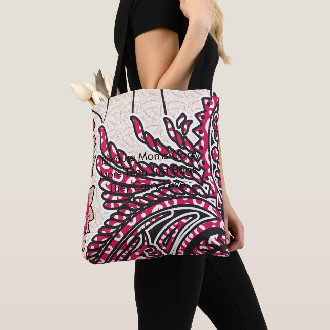 Because Moms Carry More Than Just Bags (Close Up)