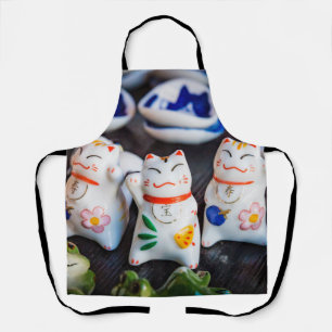 Beckoning cat figurines apron