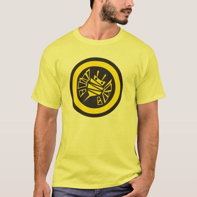 bee-button T-Shirt (Front)