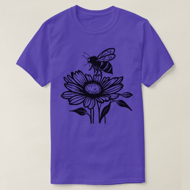 bee on a sunflower gift 4 T-Shirt (Design Front)