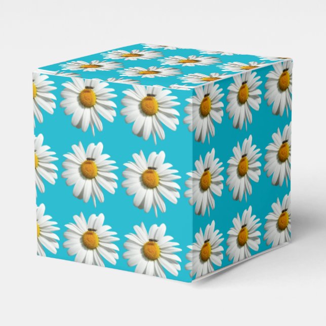 Bee on Daisy Alaskan Summer Nature Photo Favour Box (Front Side)