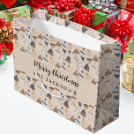 Beige blue knitted winter wear nordic Christmas Large Gift Bag<br><div class="desc">A beige,  nordic style background with a pattern in blue,  beige and white of knitted mittens,  socks and beanies.  Personalise and add your name. Text; Merry Christmas
Perfect both for gift wrapping and as a Christmas Party favour bag,  goodiebag.</div>