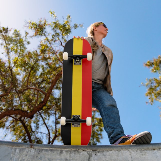 Belgium flag skateboard (Outdoor 1)