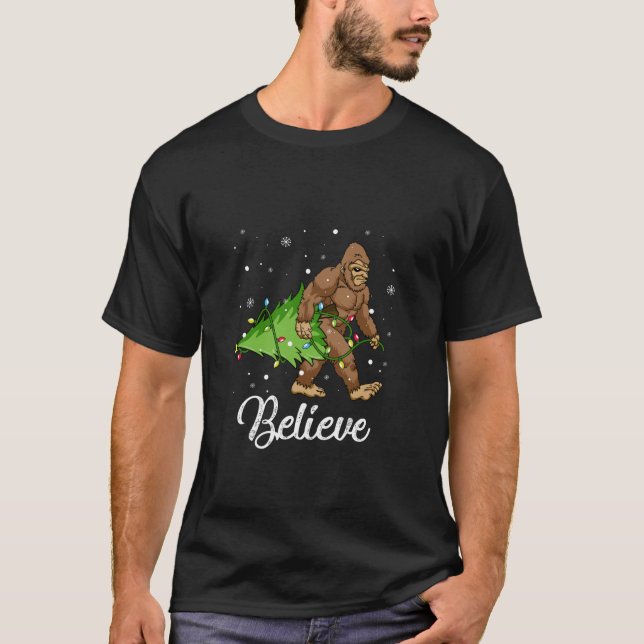 Believe Bigfoot Santa Christmas Tree Lights Xmas B T-Shirt (Front)