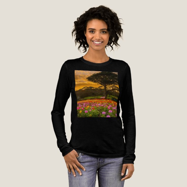 Bella+Canvas Tri-blend Manga Longa — Encantos do S Shirt (Full Front)