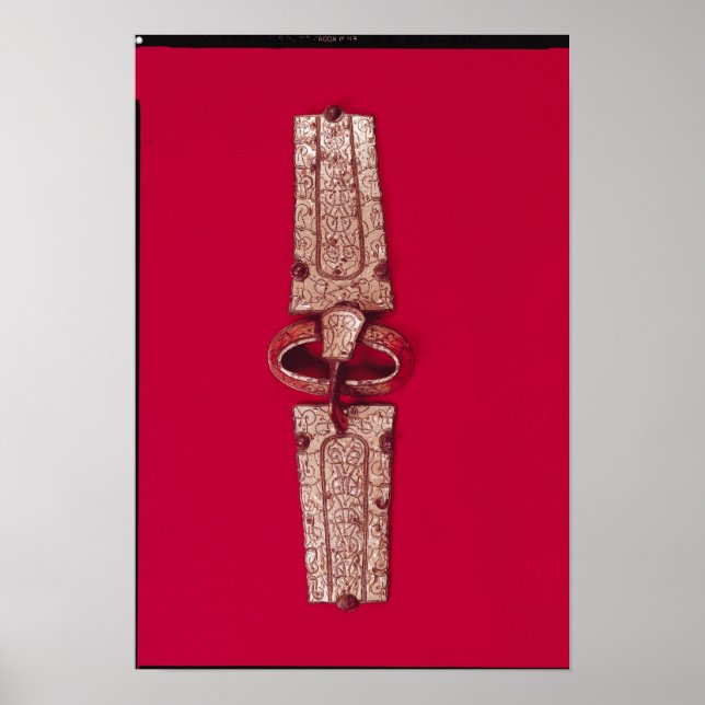 Belt buckle, from the cemetery poster (Front)